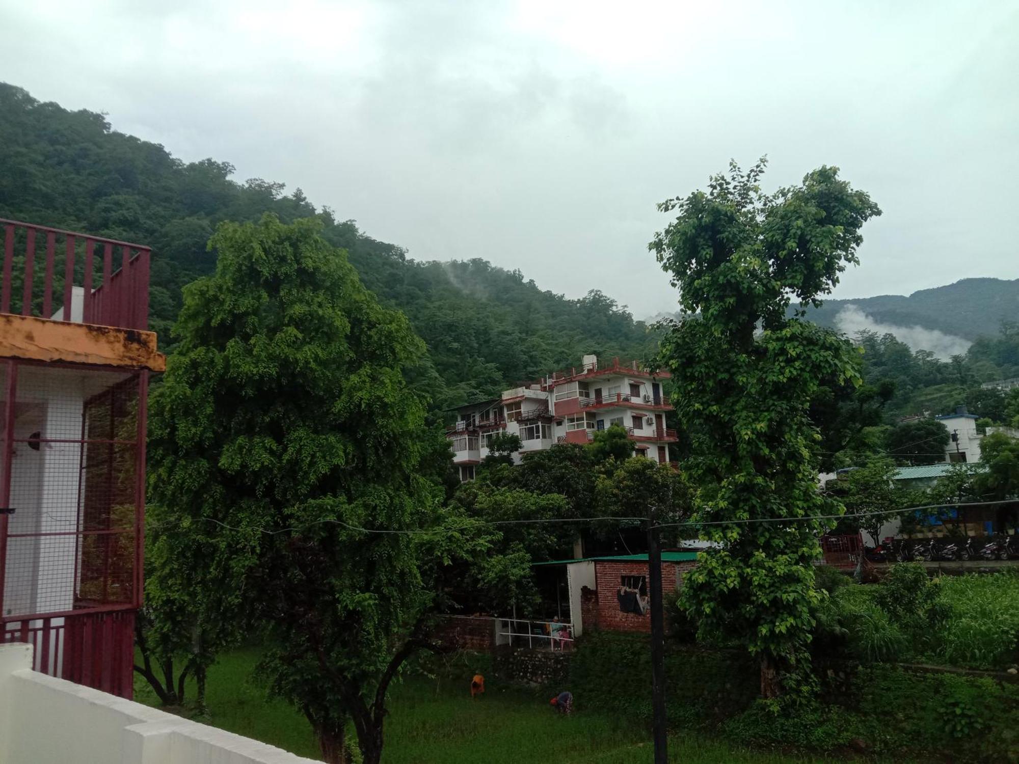 Deepak Homestay Risikés Kültér fotó